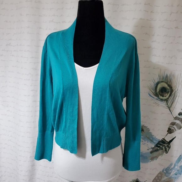 Kenneth Cole Cardigan size M